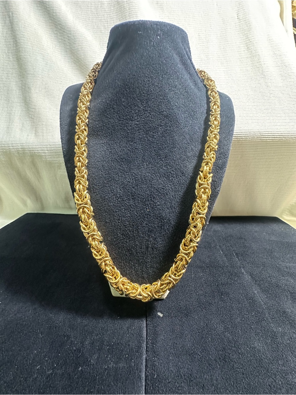🔥Vtg: Byzantine Graduating Gold Toned Necklace